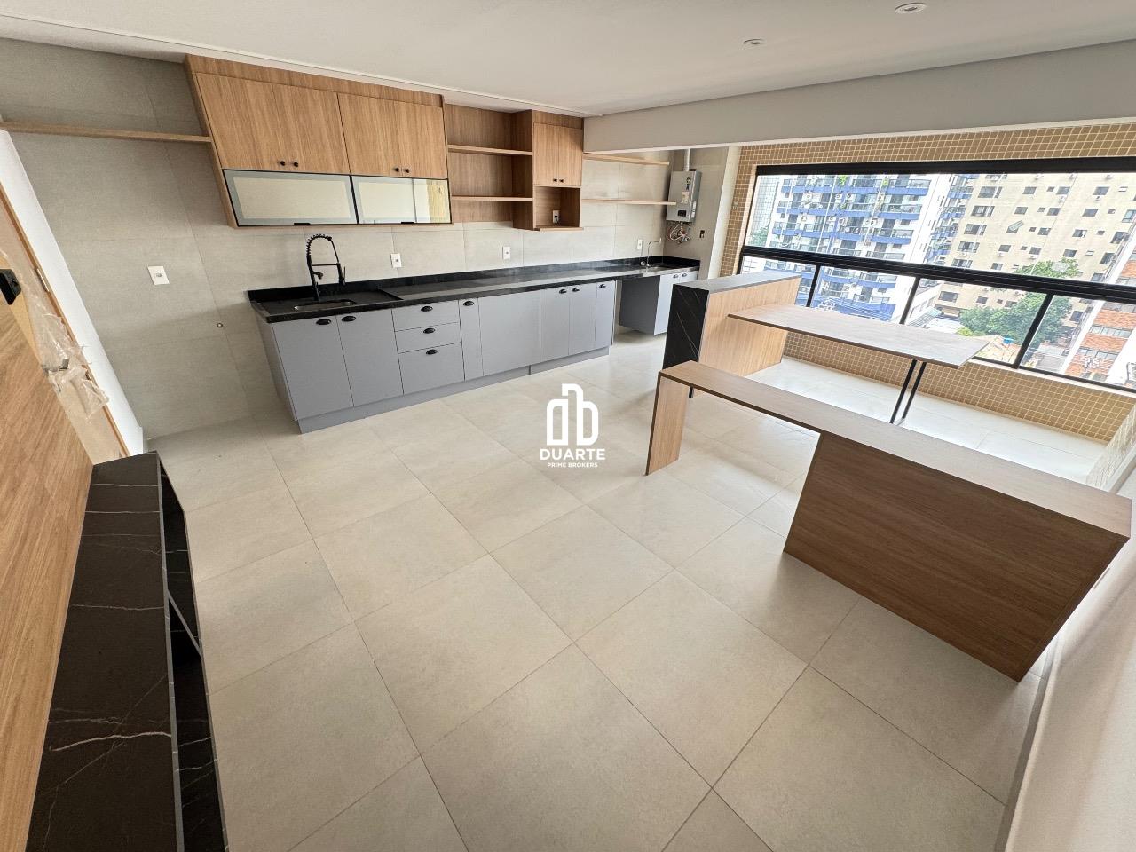 Apartamento à venda no PONTA DA PRAIA: 