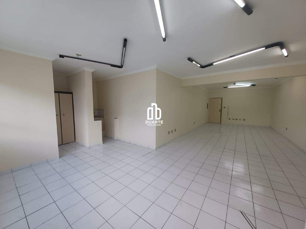 Predio comercial à venda no VILA MATHIAS: 