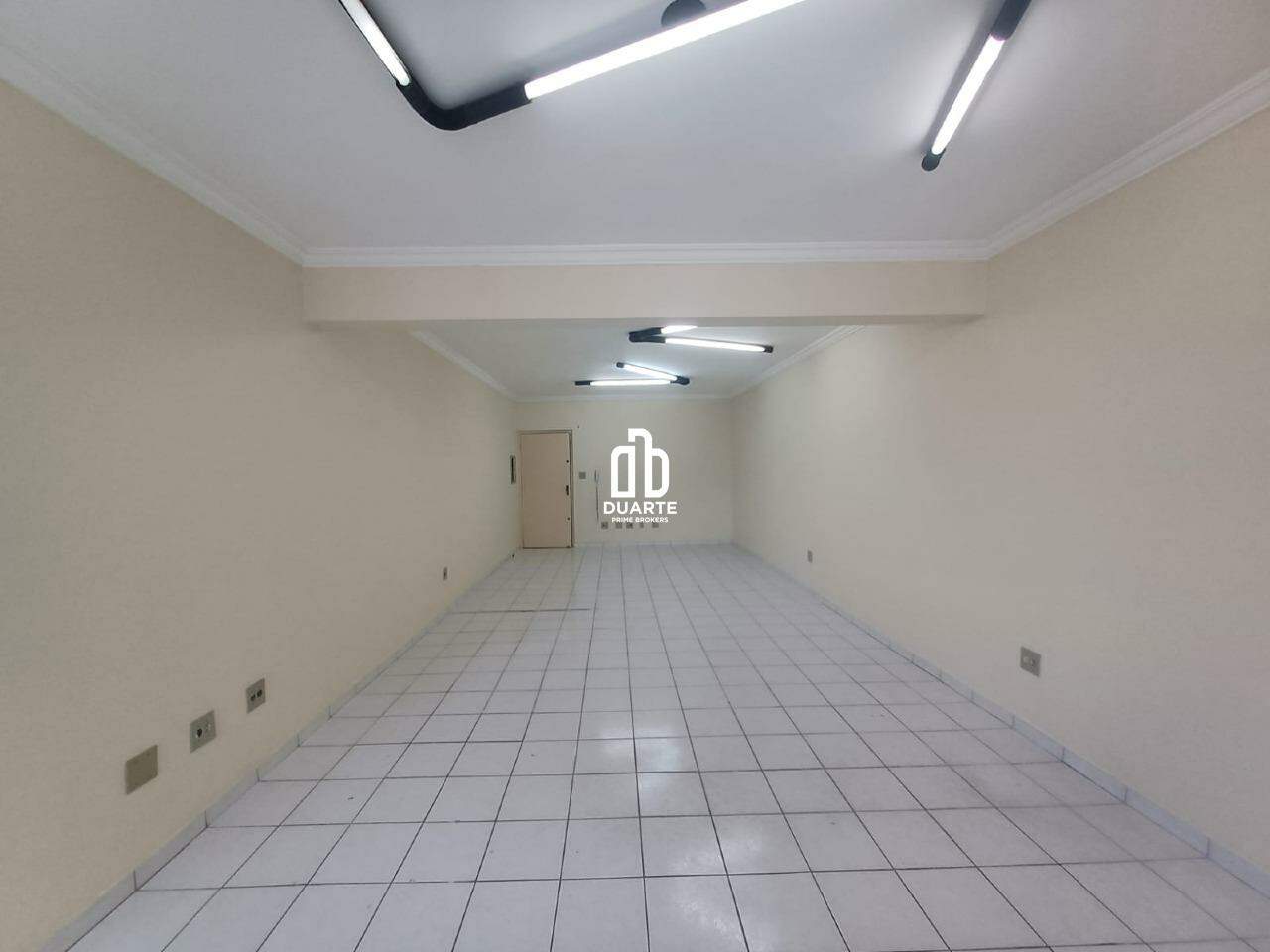 Predio comercial à venda no VILA MATHIAS: 