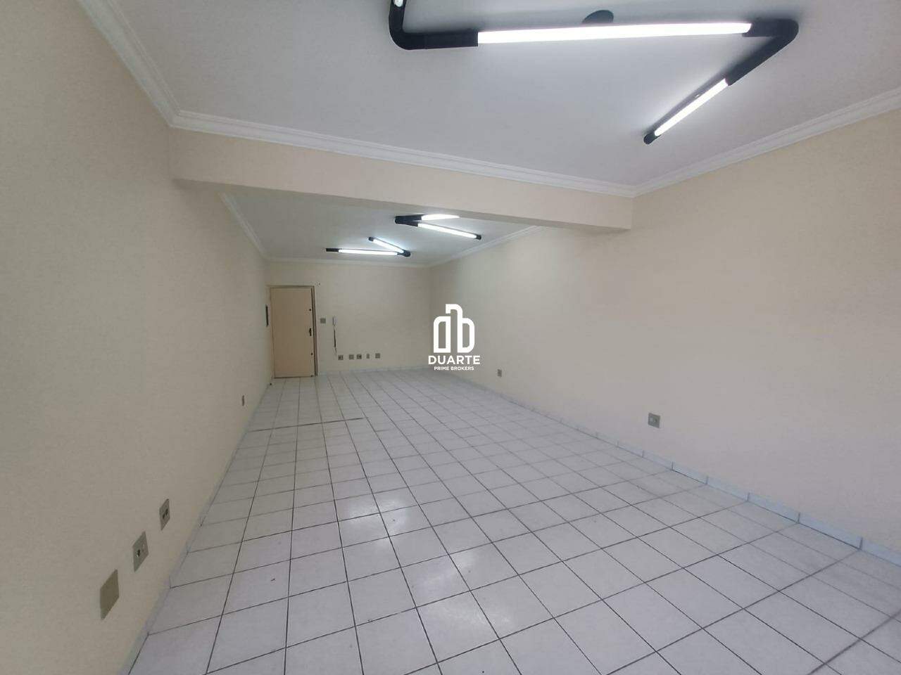 Predio comercial à venda no VILA MATHIAS: 