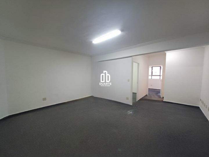 Predio comercial à venda no VILA MATHIAS: 