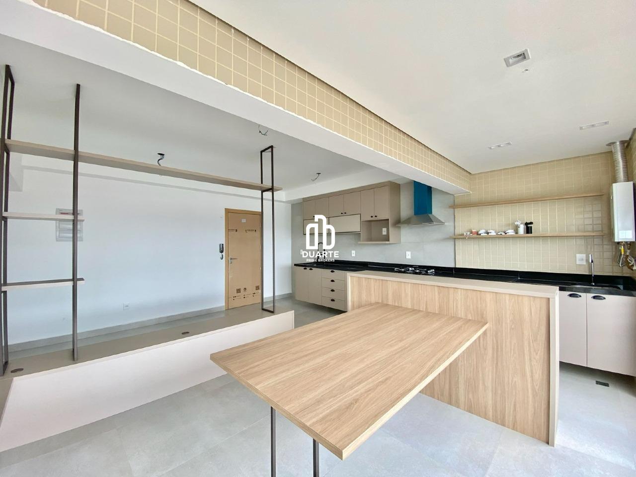 Apartamento à venda no PONTA DA PRAIA: 