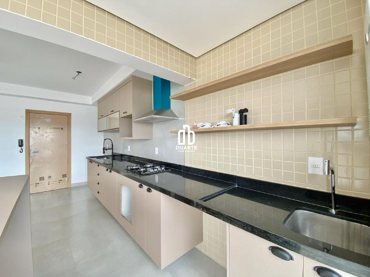 Apartamento à venda no PONTA DA PRAIA: 