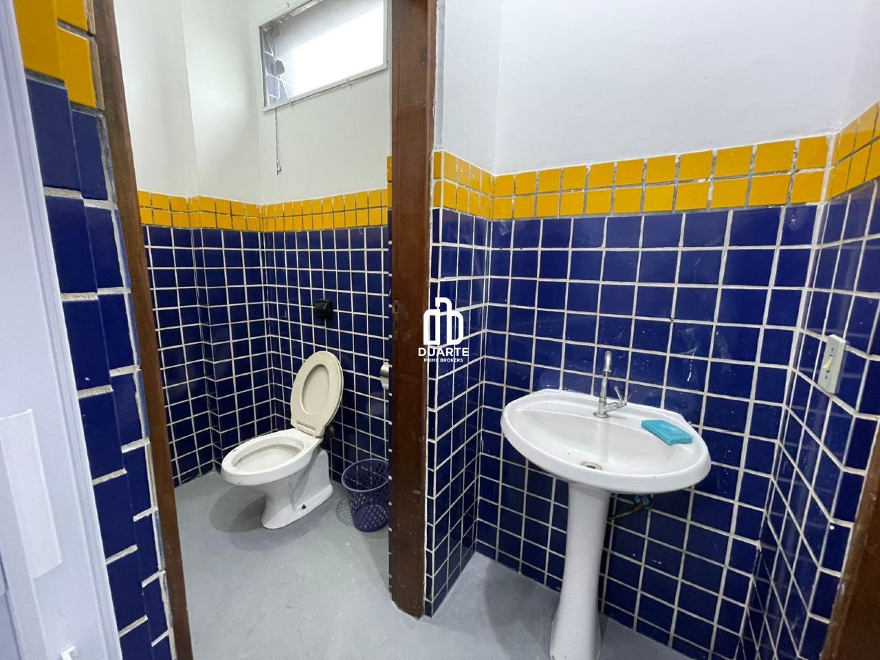 Loja para aluguel no VILA MATHIAS: 