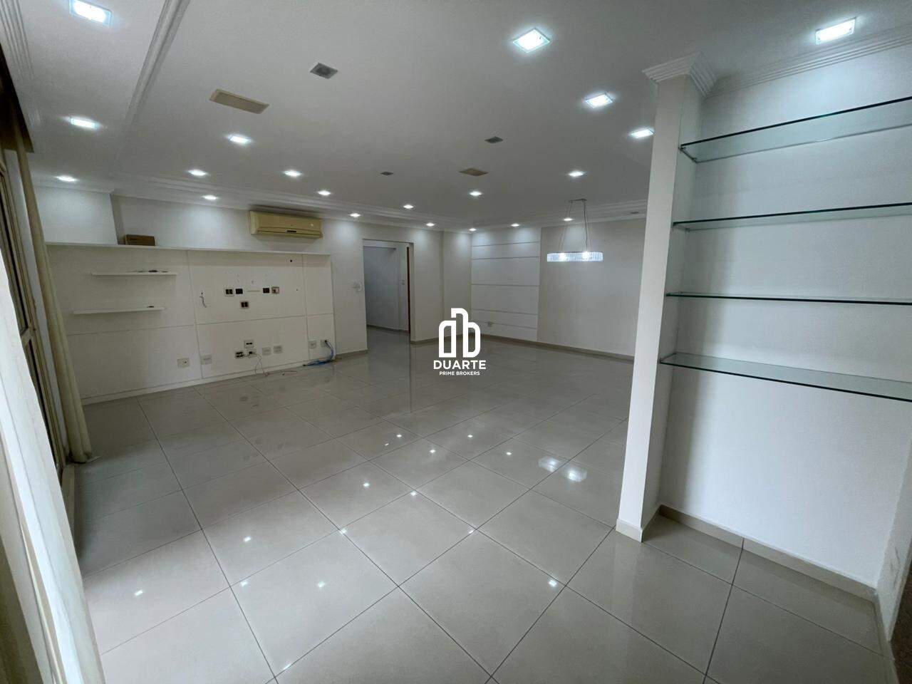 Apartamento à venda no EMBARE: 