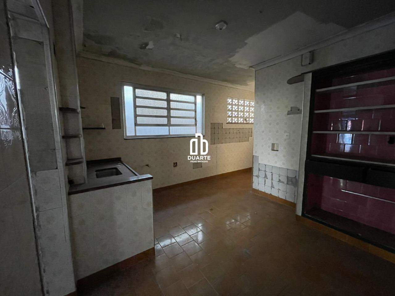 Casa à venda no PONTA DA PRAIA: 