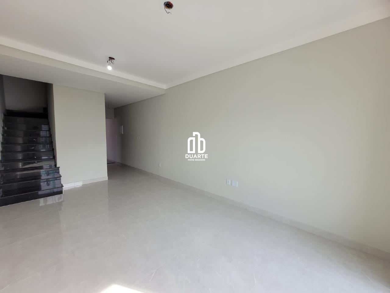 Casa Sobreposta Alta à venda no APARECIDA: 