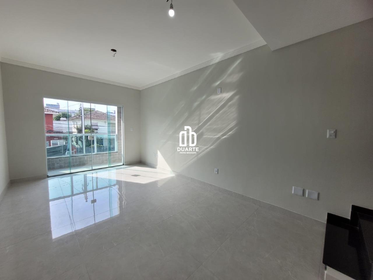 Casa Sobreposta Alta à venda no APARECIDA: 