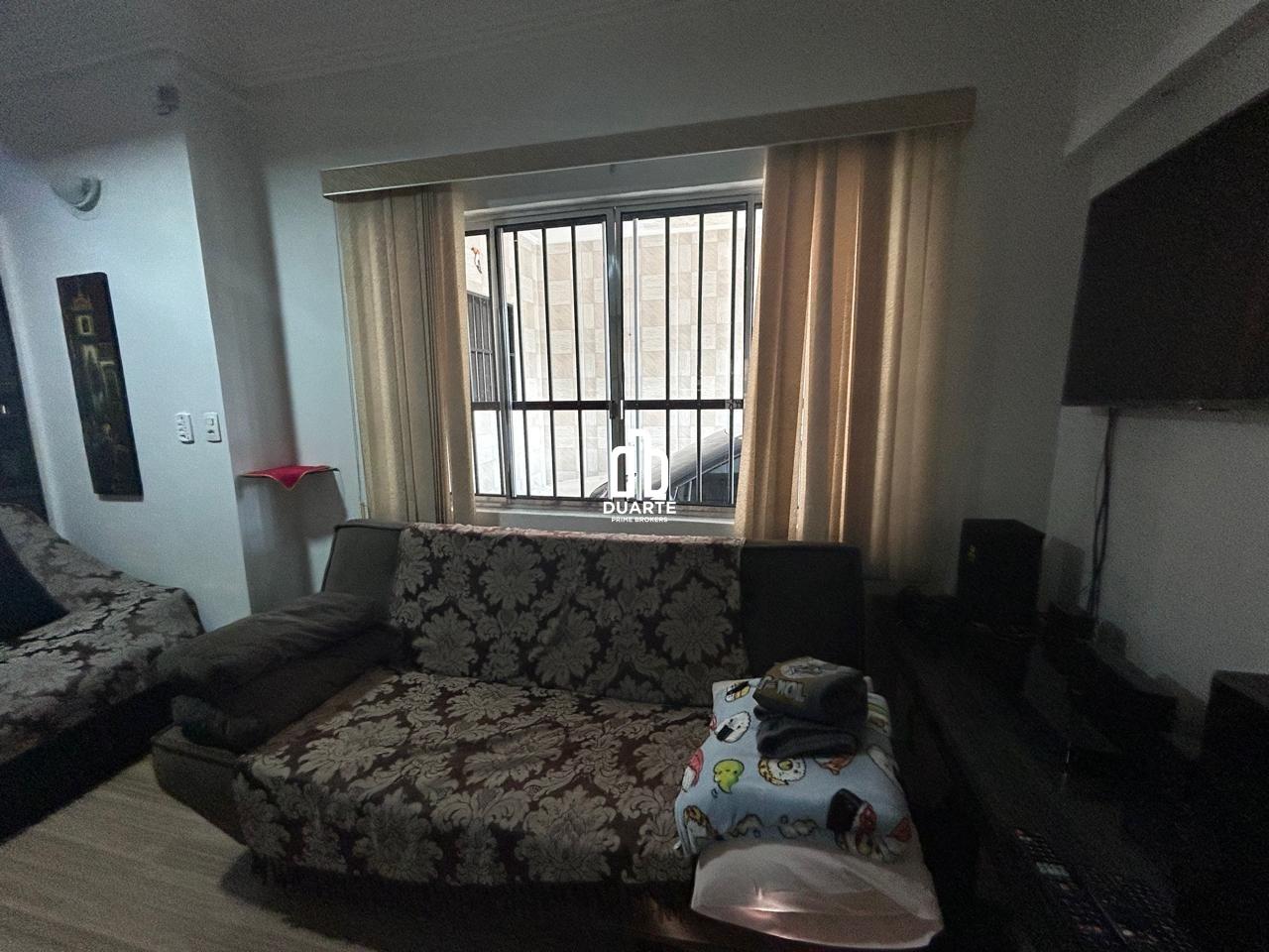 Casa à venda no PARQUE BITARU: 