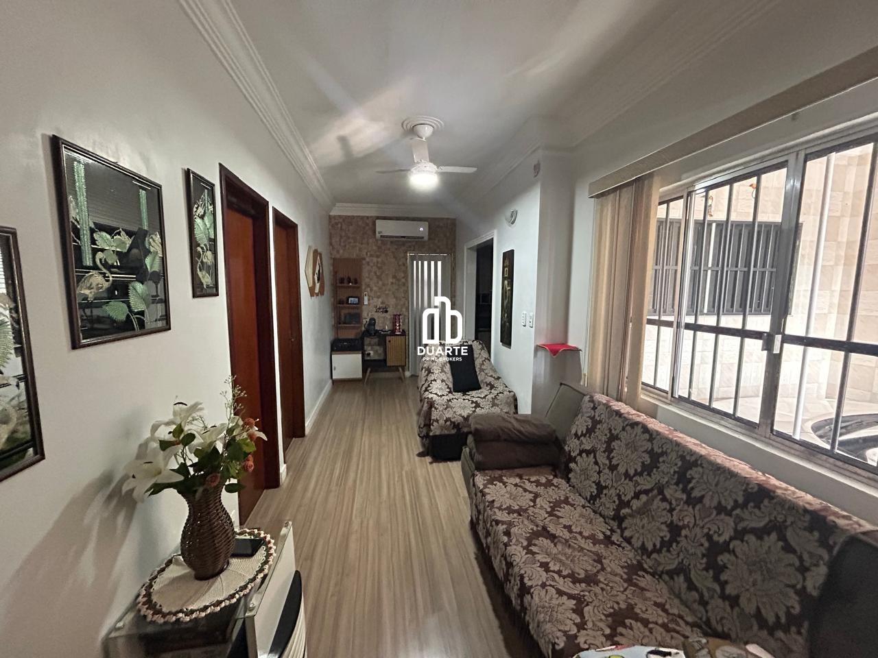 Casa à venda no PARQUE BITARU: 