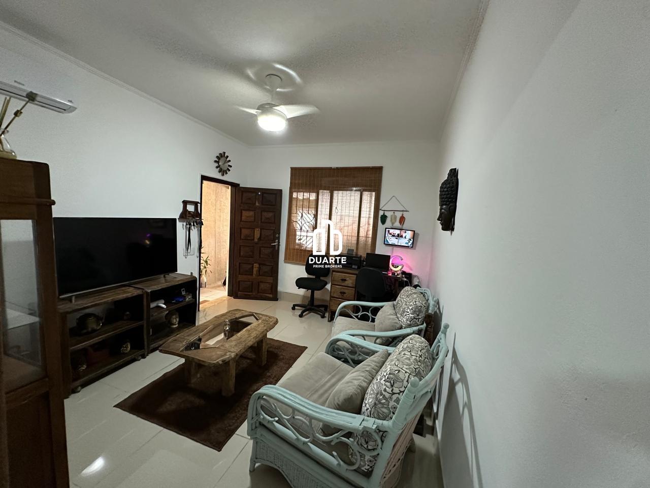 Casa à venda no GUILHERMINA: 