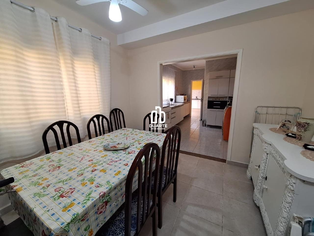 Sobrado à venda no GUILHERMINA: 