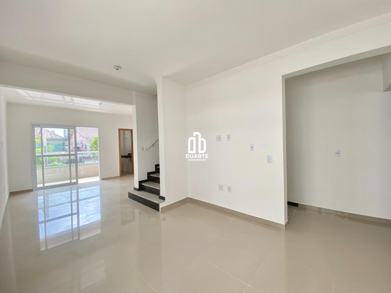 Casa Sobreposta Baixa à venda no APARECIDA: 