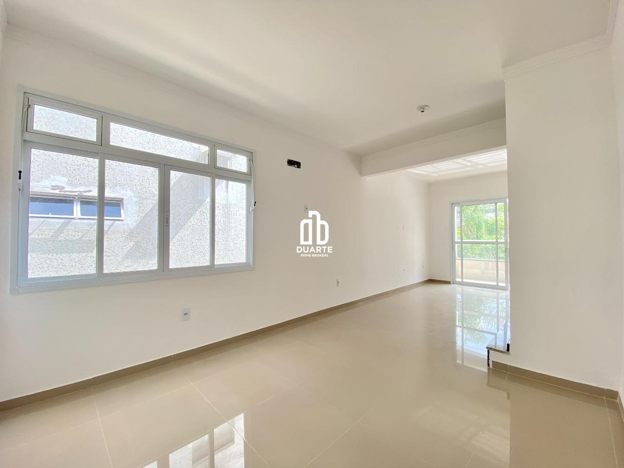 Casa Sobreposta Alta à venda no APARECIDA: 