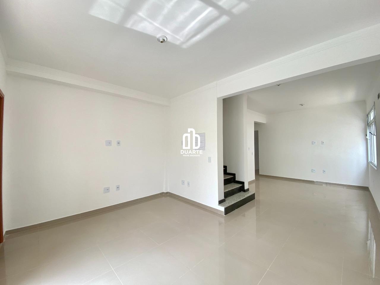 Casa Sobreposta Alta à venda no APARECIDA: 