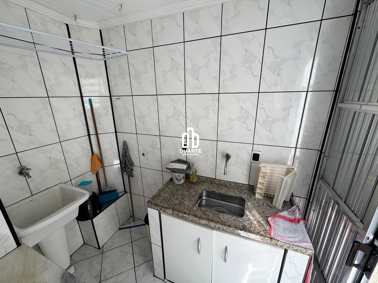 Apartamento à venda no MARAPÉ: 