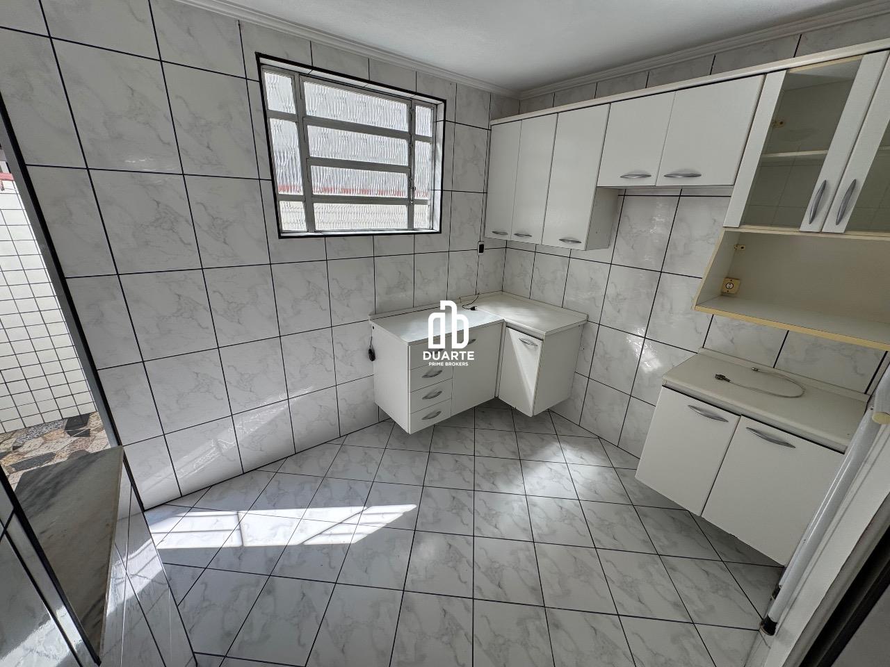 Apartamento à venda no MARAPÉ: 