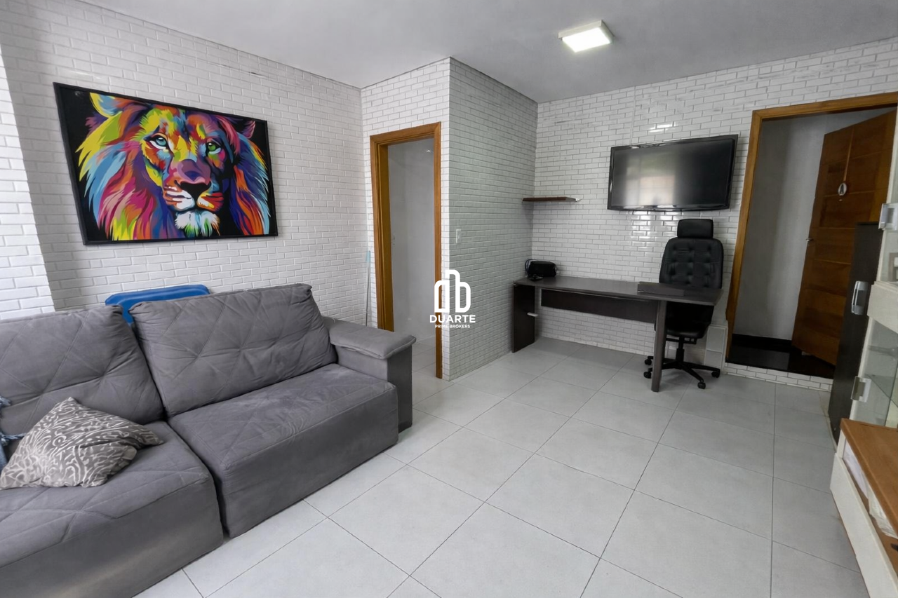 Casa Triplex para aluguel no MARAPÉ: 