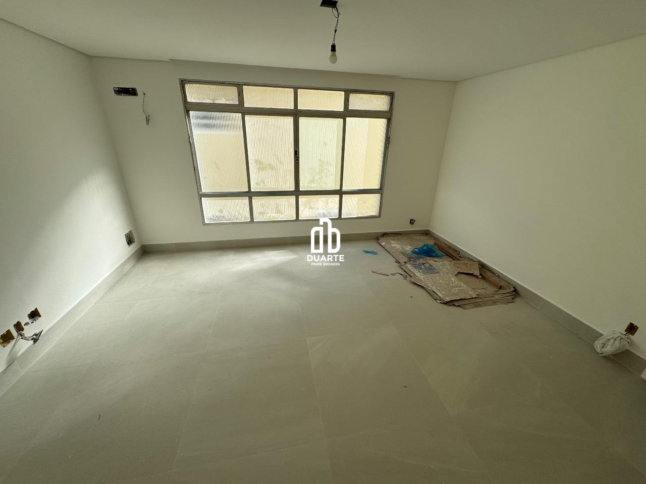 Apartamento à venda no PONTA DA PRAIA: 