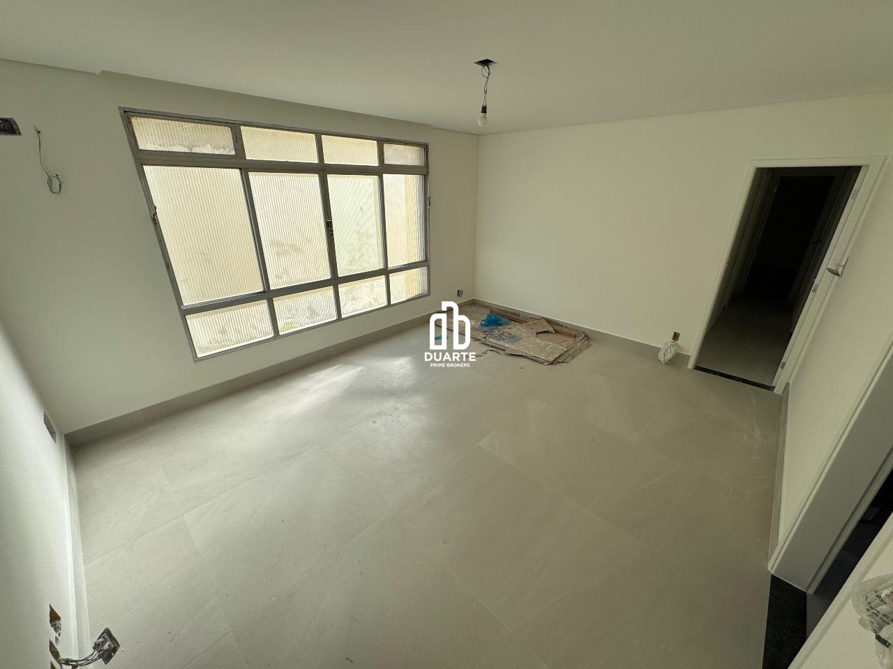 Apartamento à venda no PONTA DA PRAIA: 