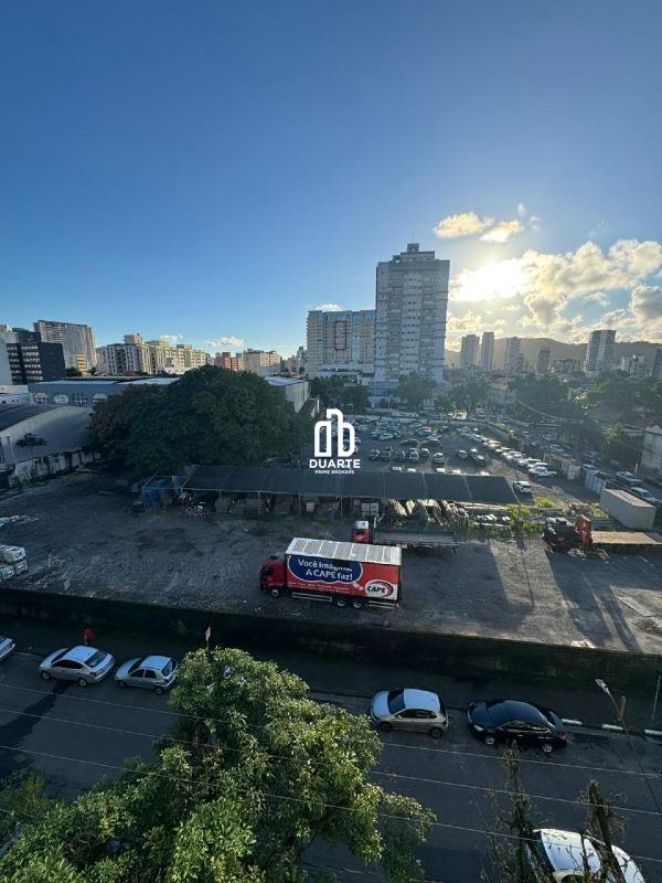 Apartamento à venda no ENCRUZILHADA: 