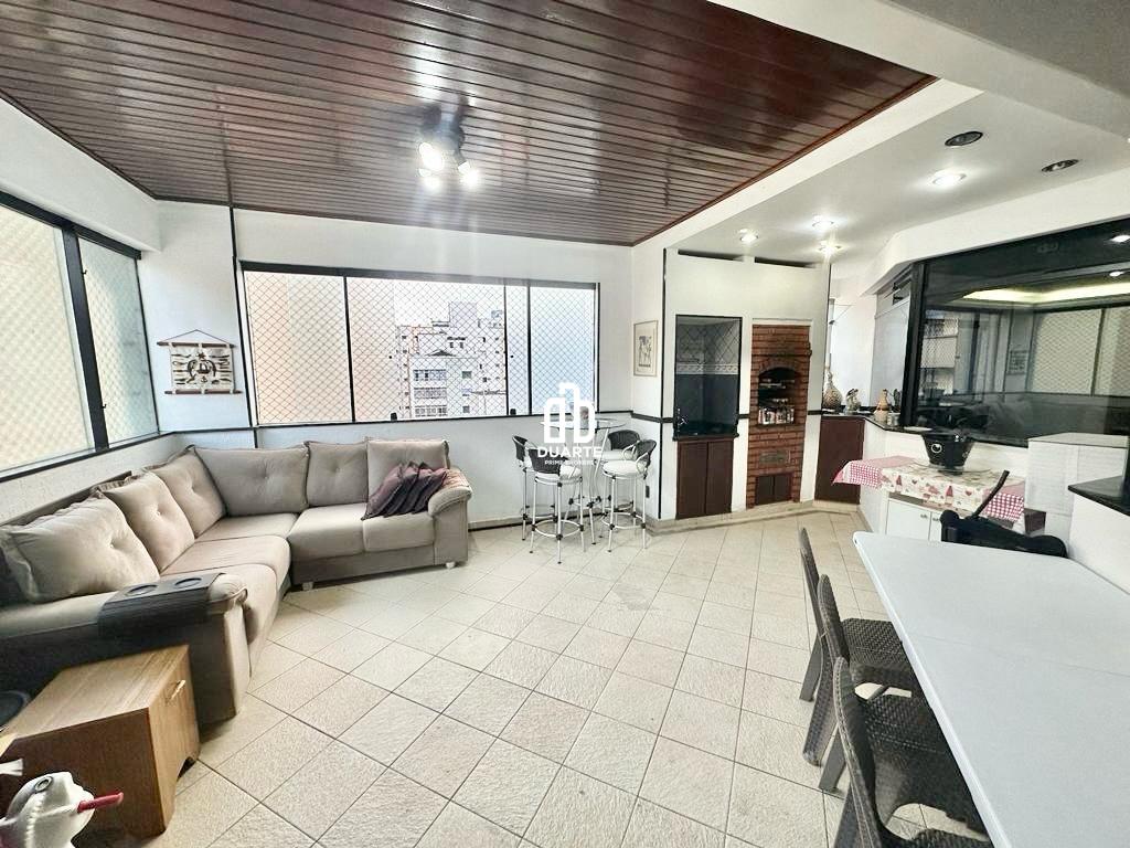 Cobertura à venda no Centro: 