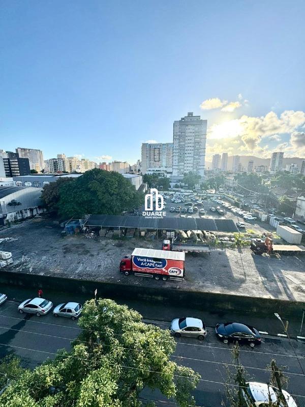 Apartamento à venda no ENCRUZILHADA: 