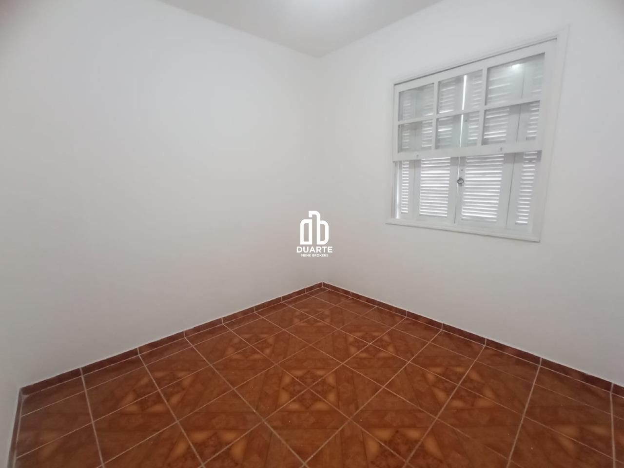 Apartamento - Prédio 3 Andares para aluguel no MARAPÉ: 