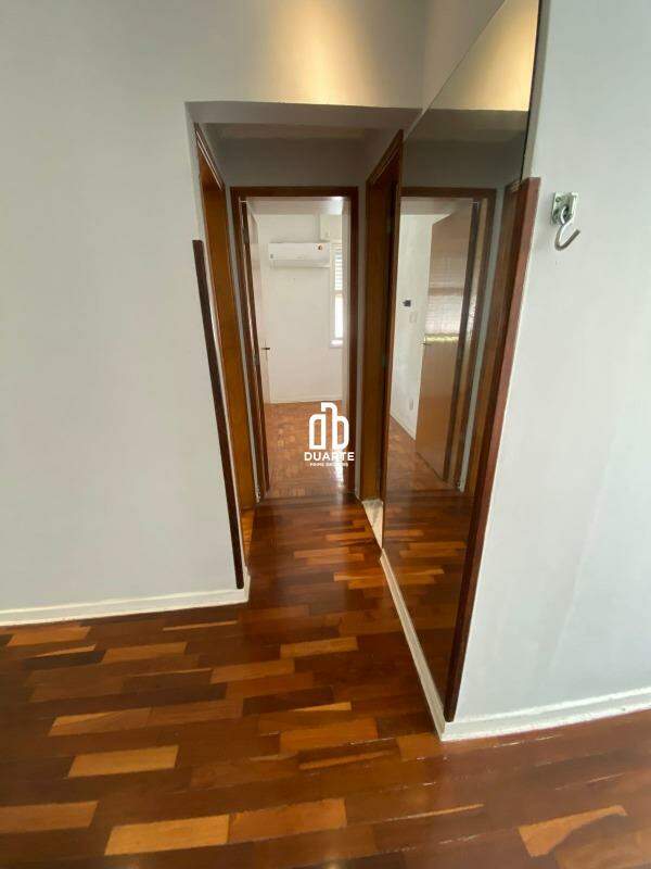 Apartamento - Prédio 3 Andares à venda no PONTA DA PRAIA: 