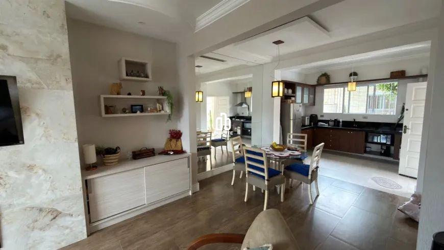 Casa à venda no PONTA DA PRAIA: 