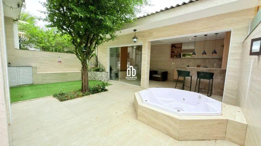 Casa à venda no PONTA DA PRAIA: 