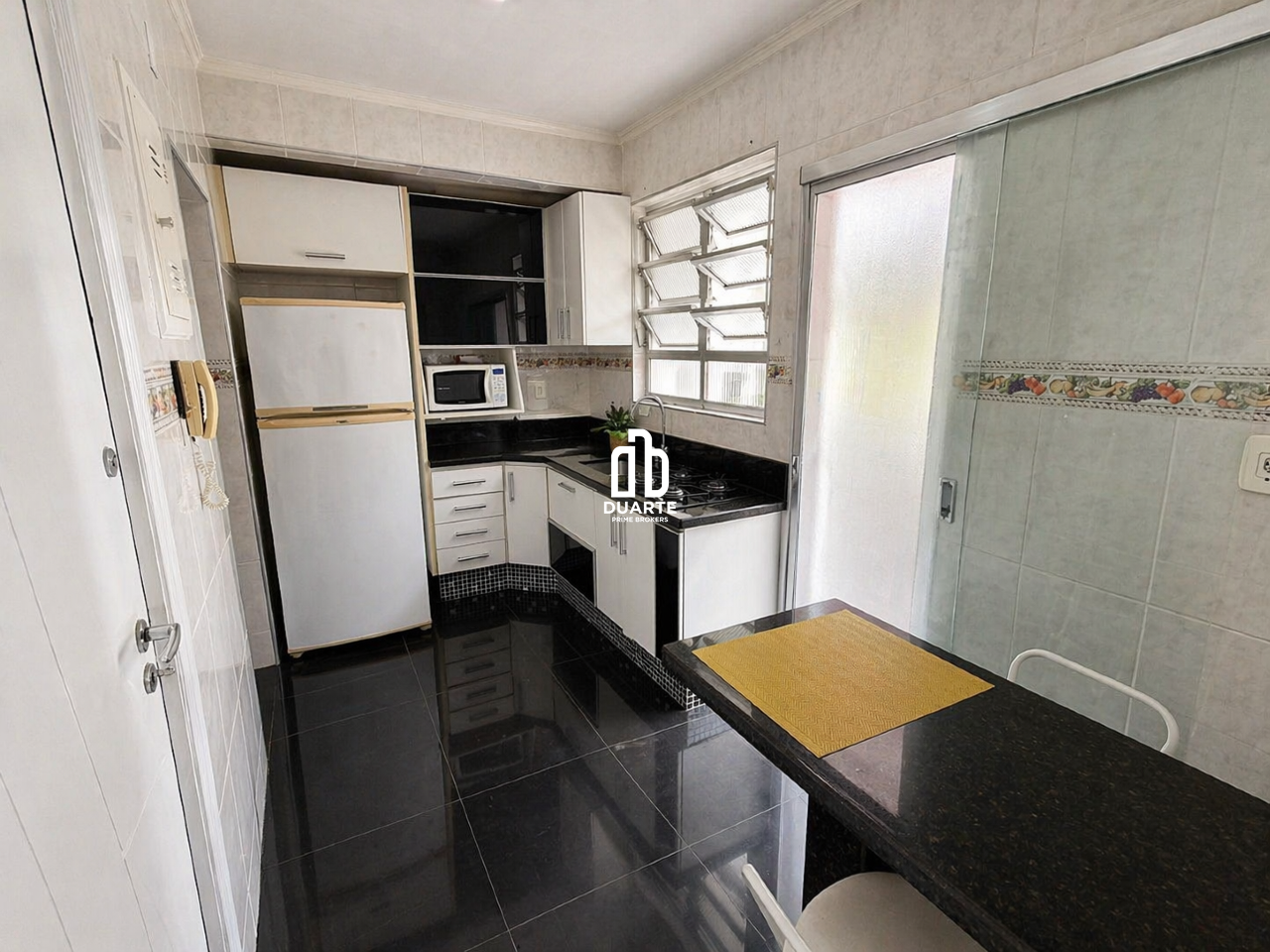 Apartamento - Prédio 3 Andares à venda no BOQUEIRÃO: 