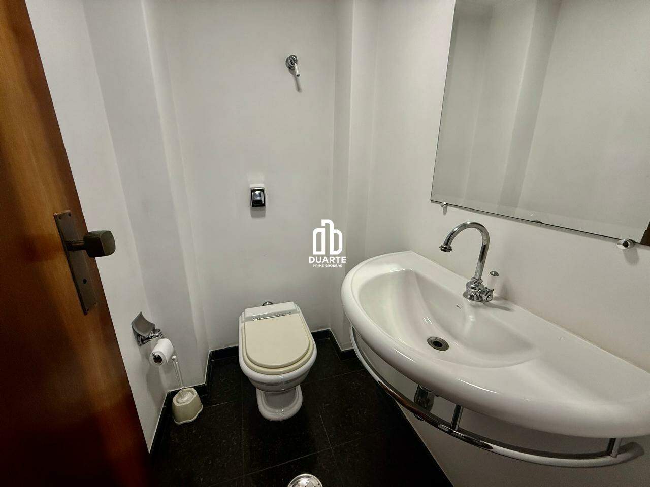 Apartamento à venda no PONTA DA PRAIA: 