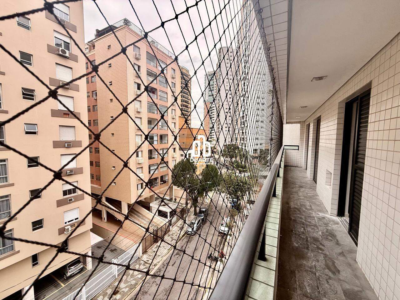 Apartamento à venda no PONTA DA PRAIA: 