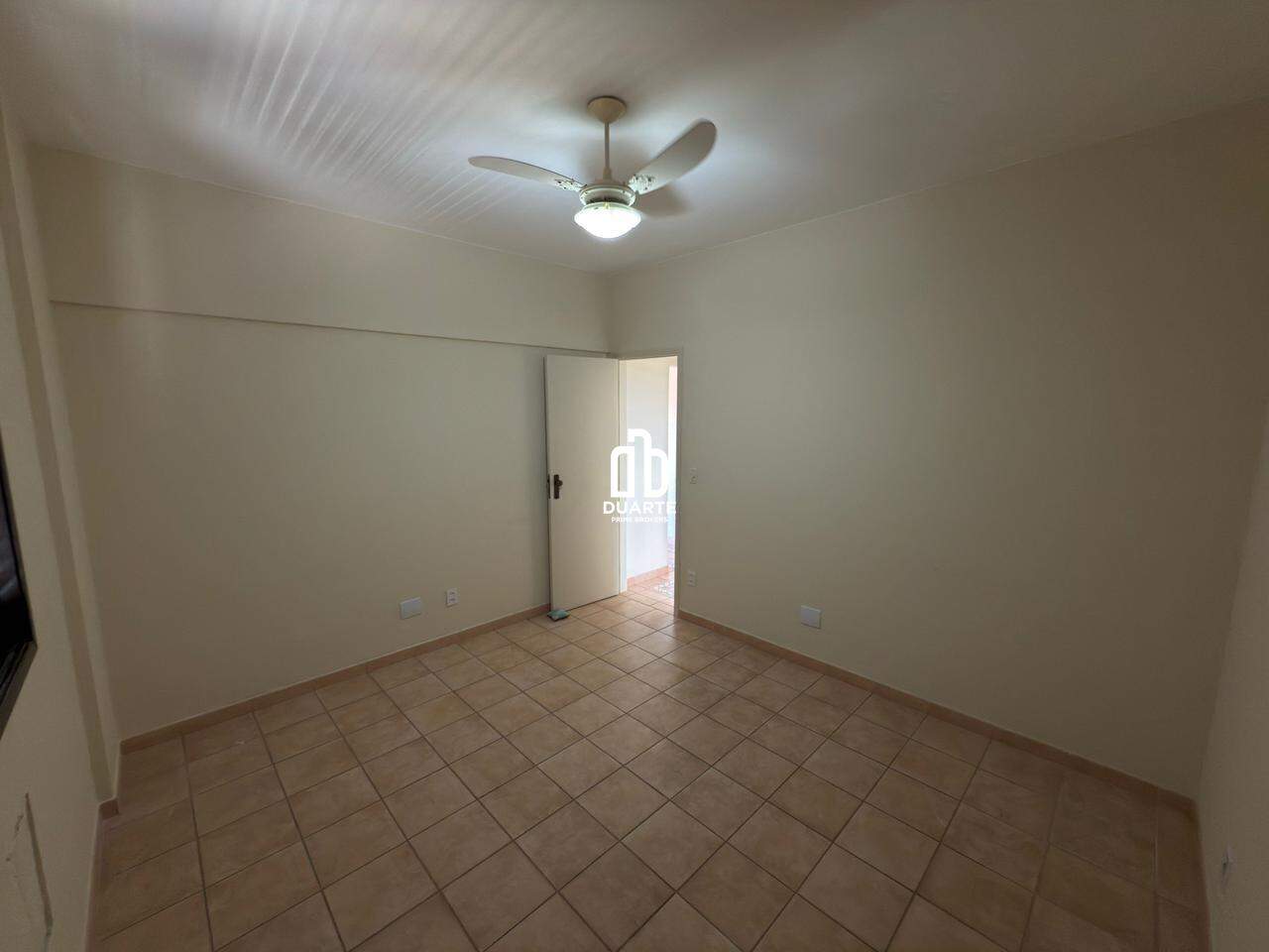 Apartamento à venda no EMBARE: 
