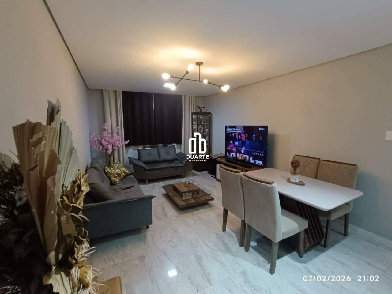 Apartamento à venda no MARAPÉ: 