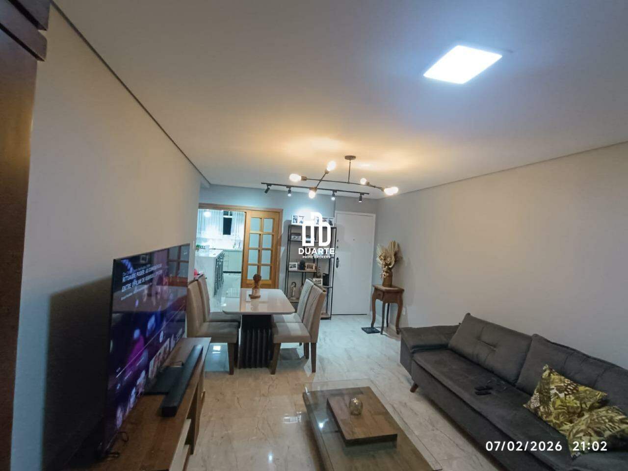 Apartamento à venda no MARAPÉ: 