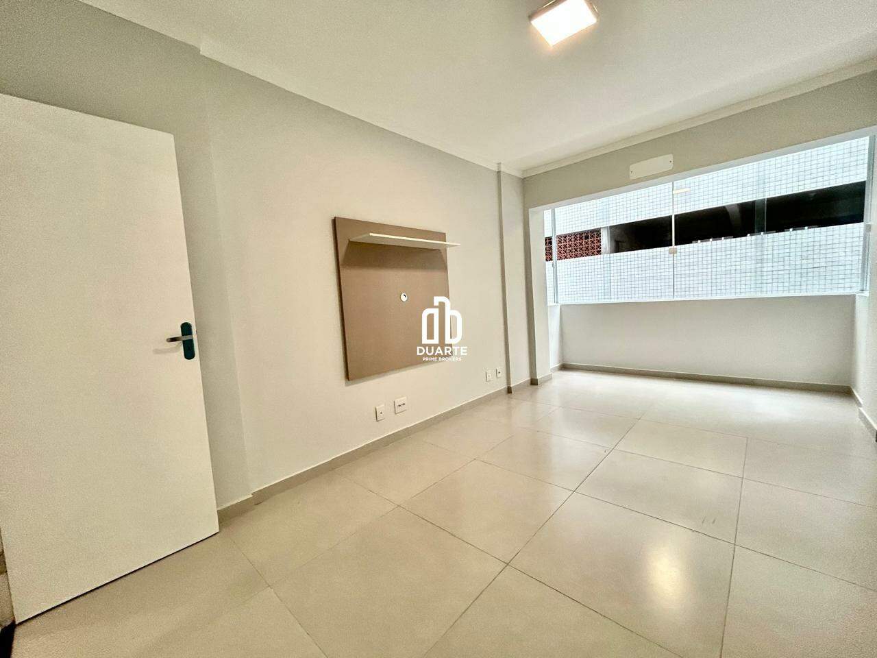 Apartamento à venda no PONTA DA PRAIA: 