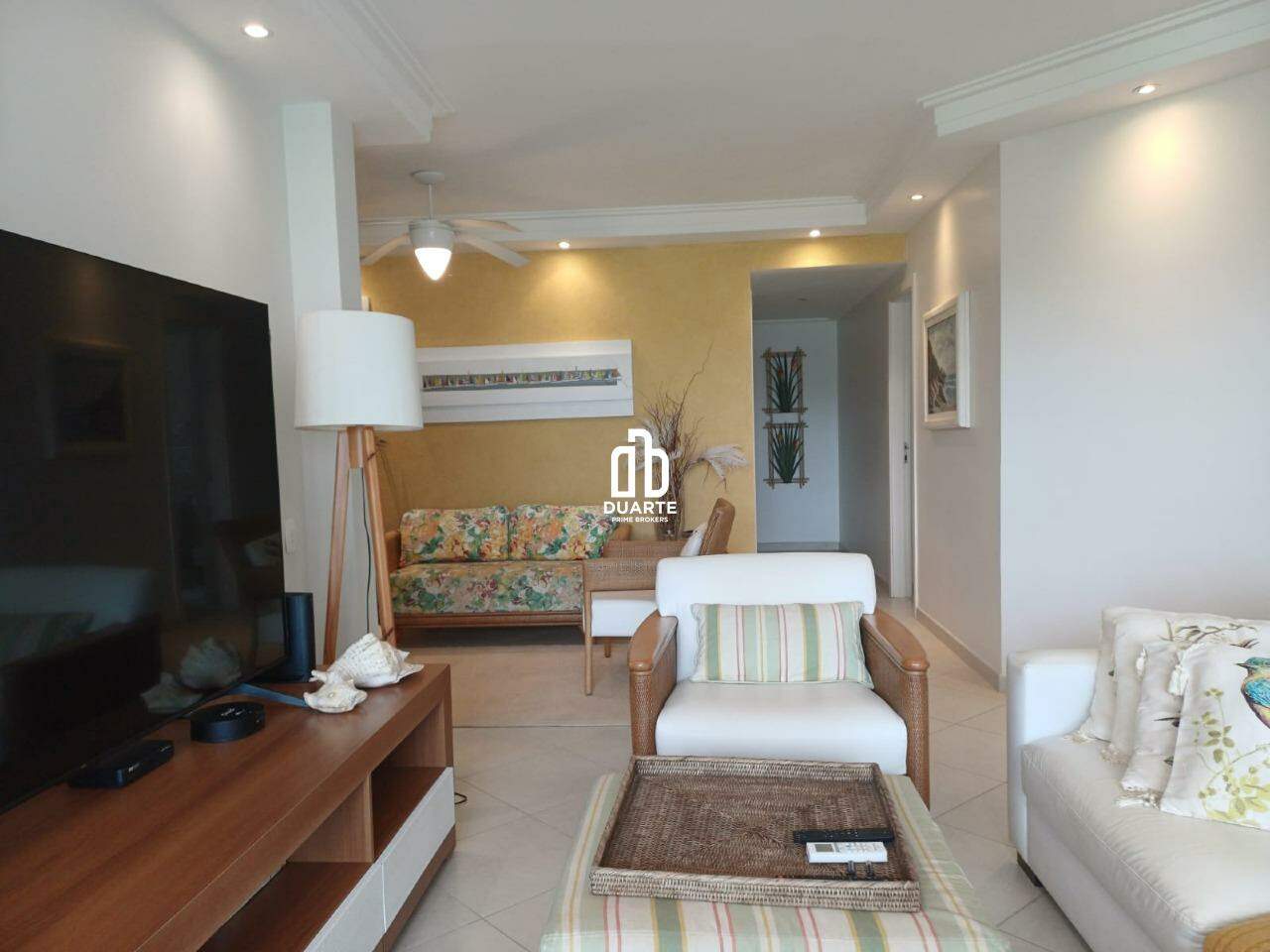 Apartamento à venda no RIVIERA: 
