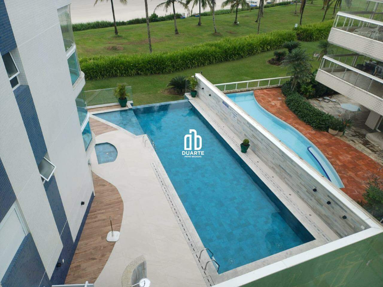 Apartamento à venda no RIVIERA: 