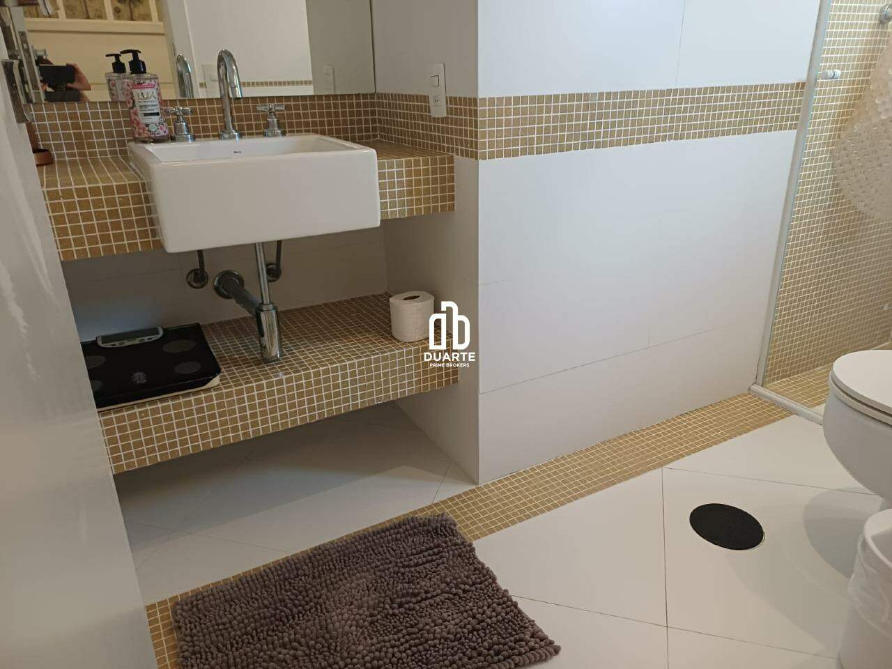 Apartamento à venda no RIVIERA: 