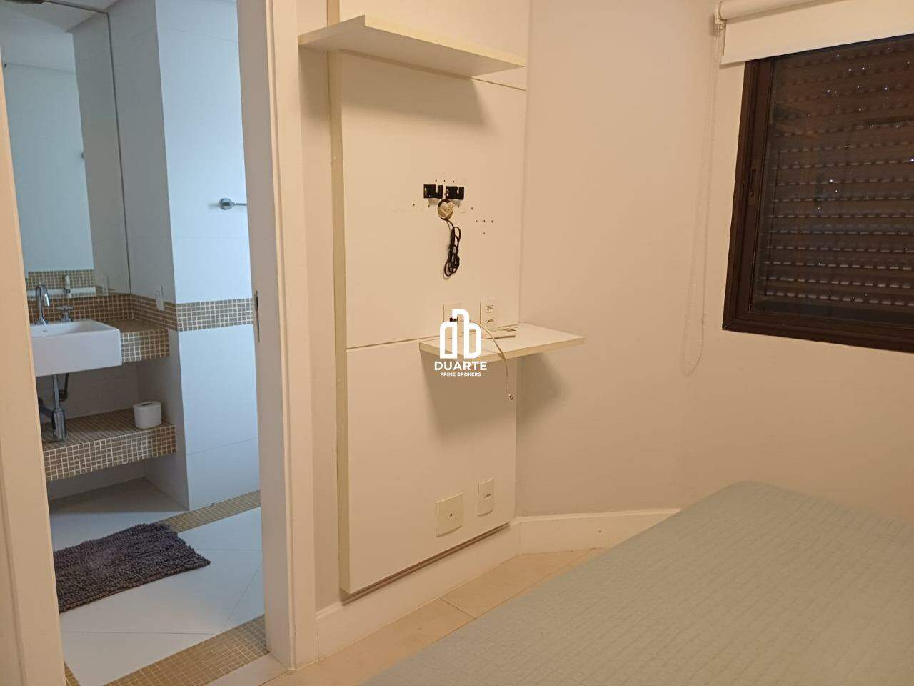 Apartamento à venda no RIVIERA: 
