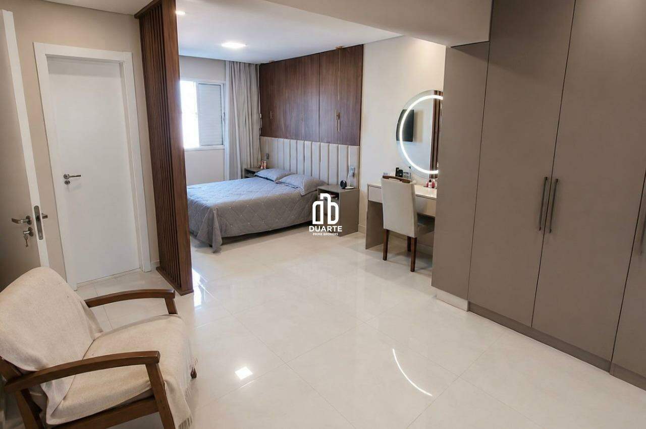 Apartamento à venda no MARAPÉ: 