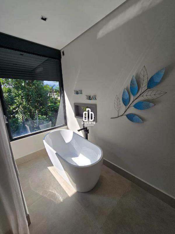 Casa à venda no RIVIERA: 