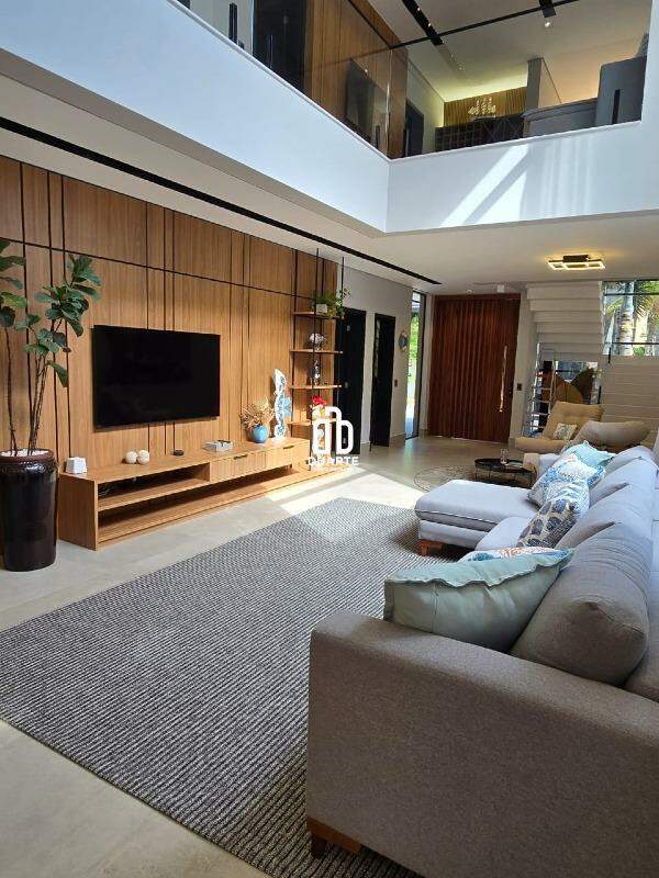Casa à venda no RIVIERA: 