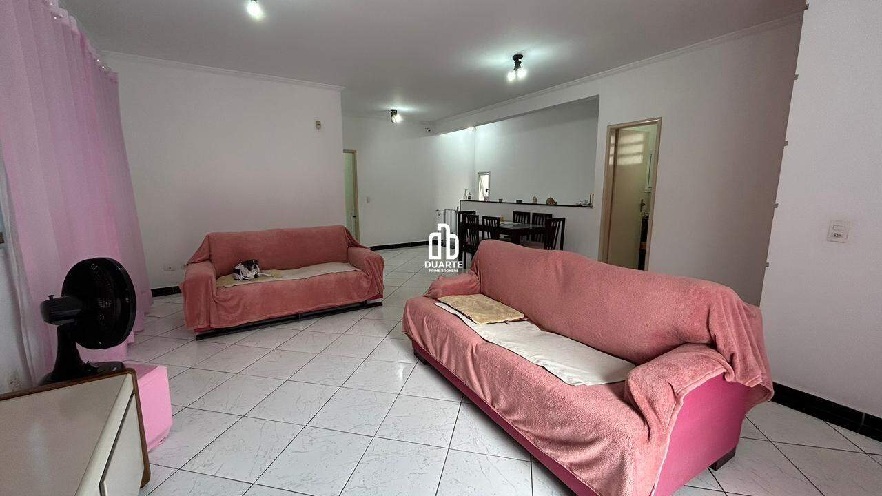 Casa Sobreposta Alta à venda no MARAPÉ: 