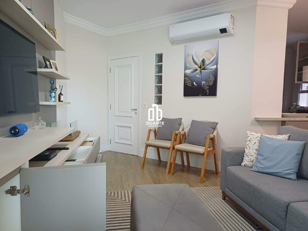 Apartamento à venda no RIVIERA: 