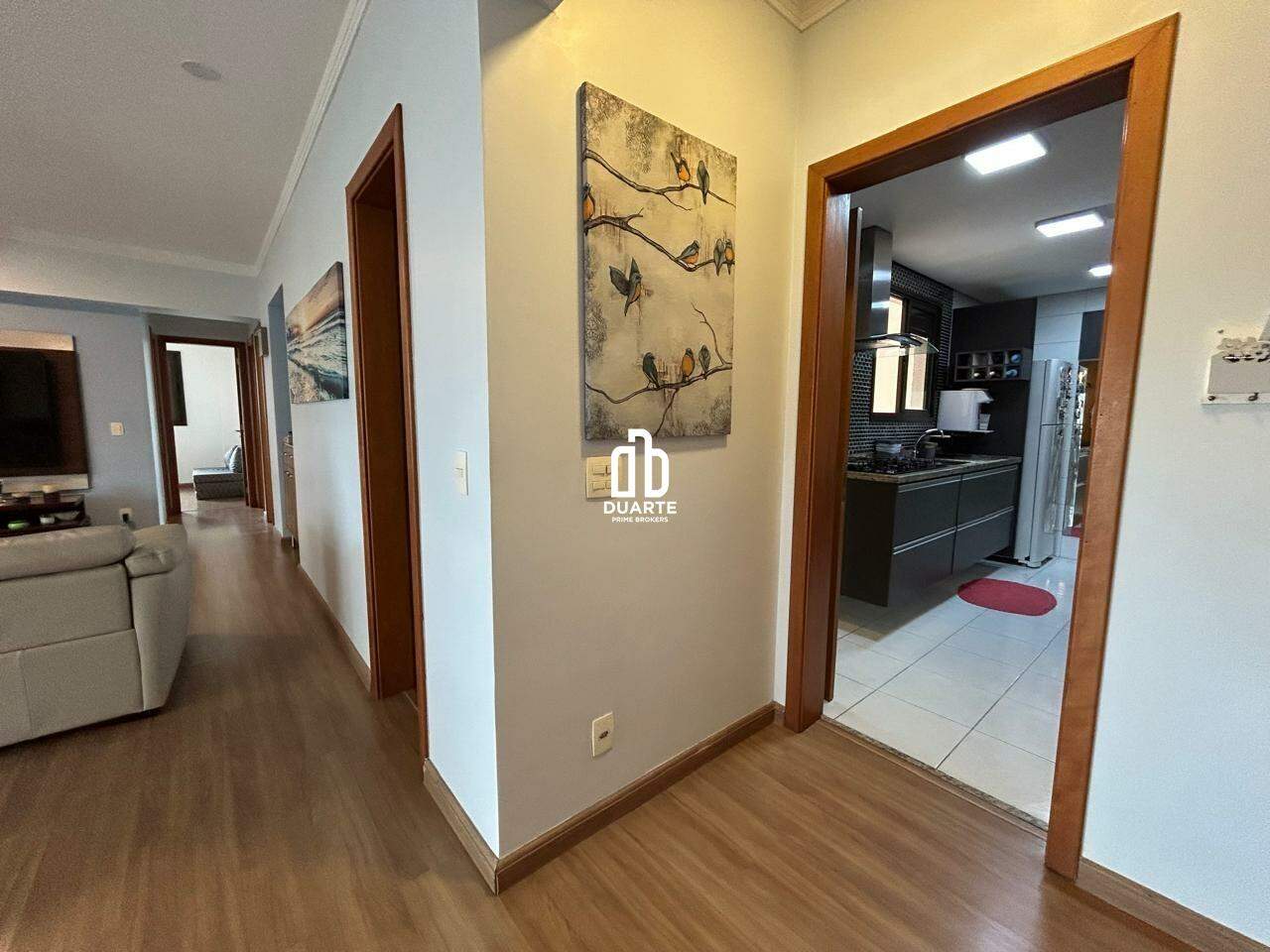 Apartamento à venda no PONTA DA PRAIA: 