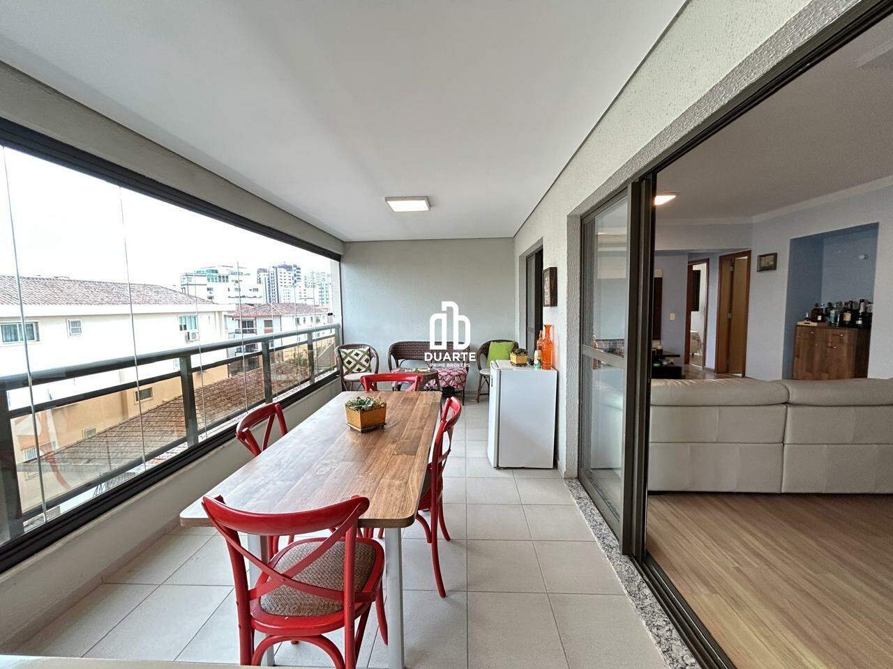 Apartamento à venda no PONTA DA PRAIA: 