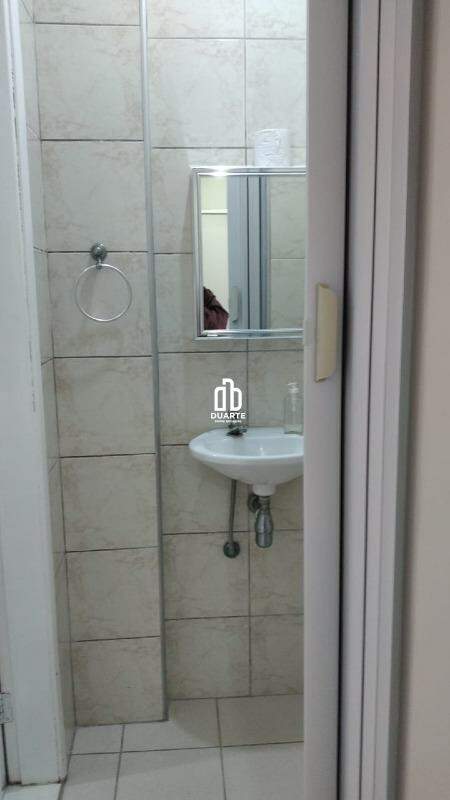 Sala à venda no Centro: 